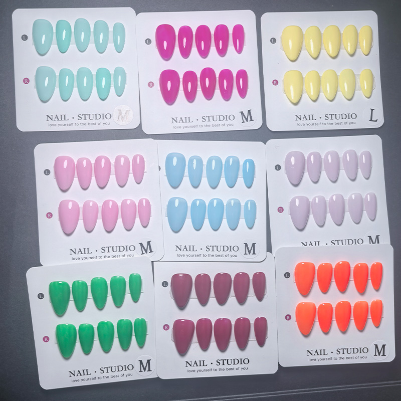 10 قطع من الأظافر الاصطناعية ا - مراجعة Nail Art Orange وسعره